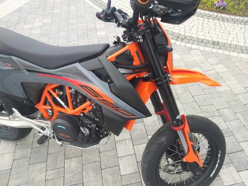 KTM 690 Super Moto 2022 r.