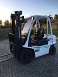 Empilhador Uni Carriers diesel 2500kg