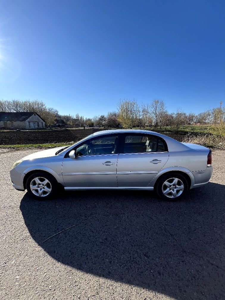 Продам автомобіль OPEL VECTRA C 2.2,2008рік