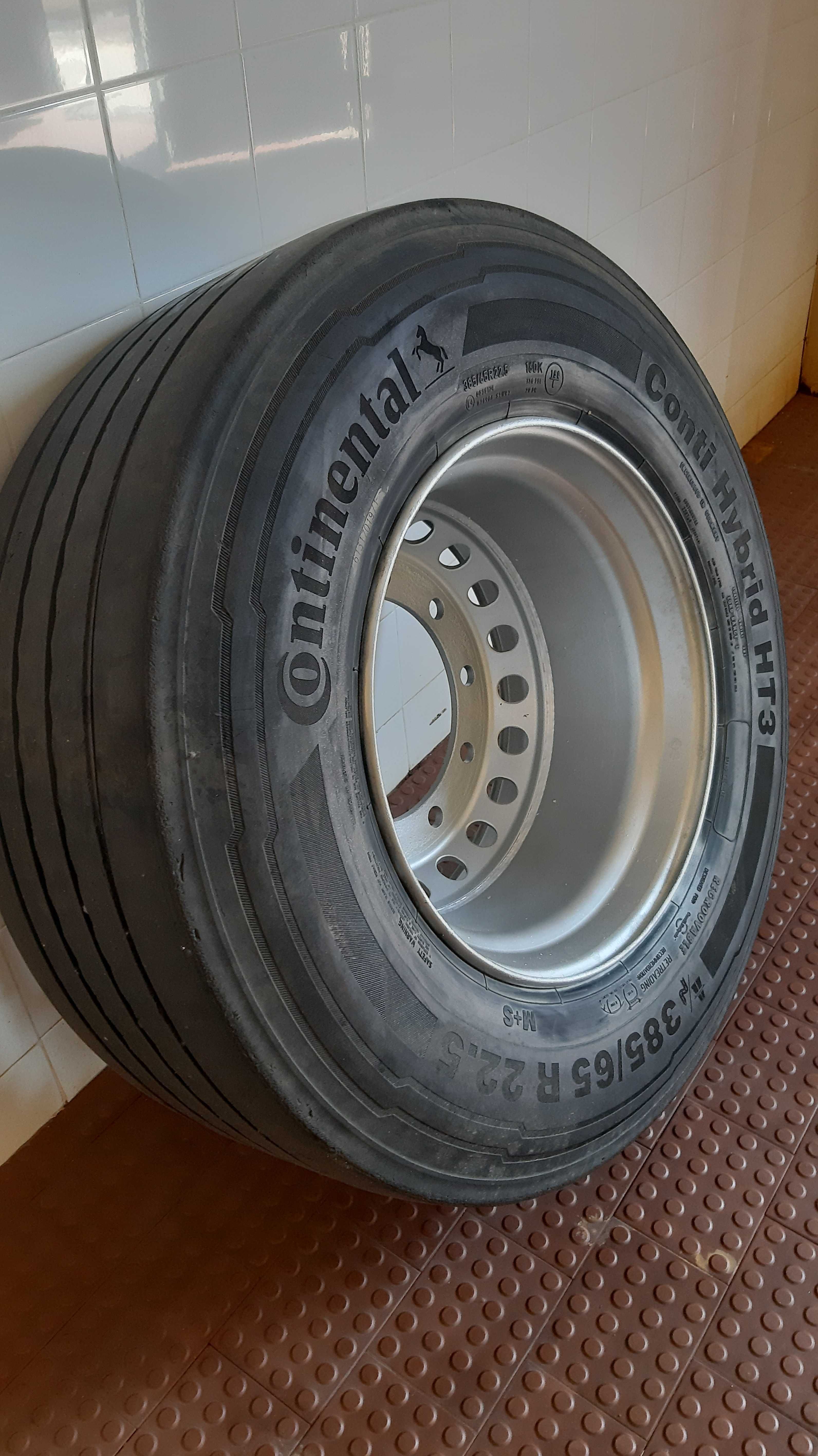 Pneu 365/65R 22.5