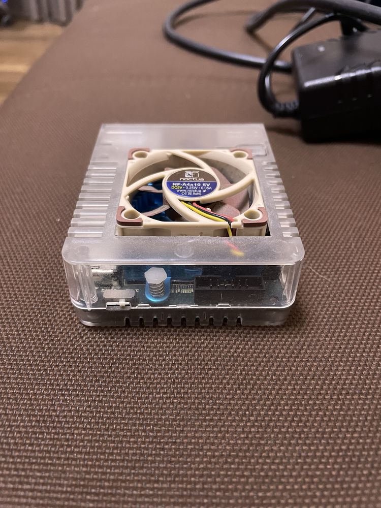 Odroid XU4 (c кулером noctua) + eMMC 16GB + eMMC ридер + Блок 5В 6А