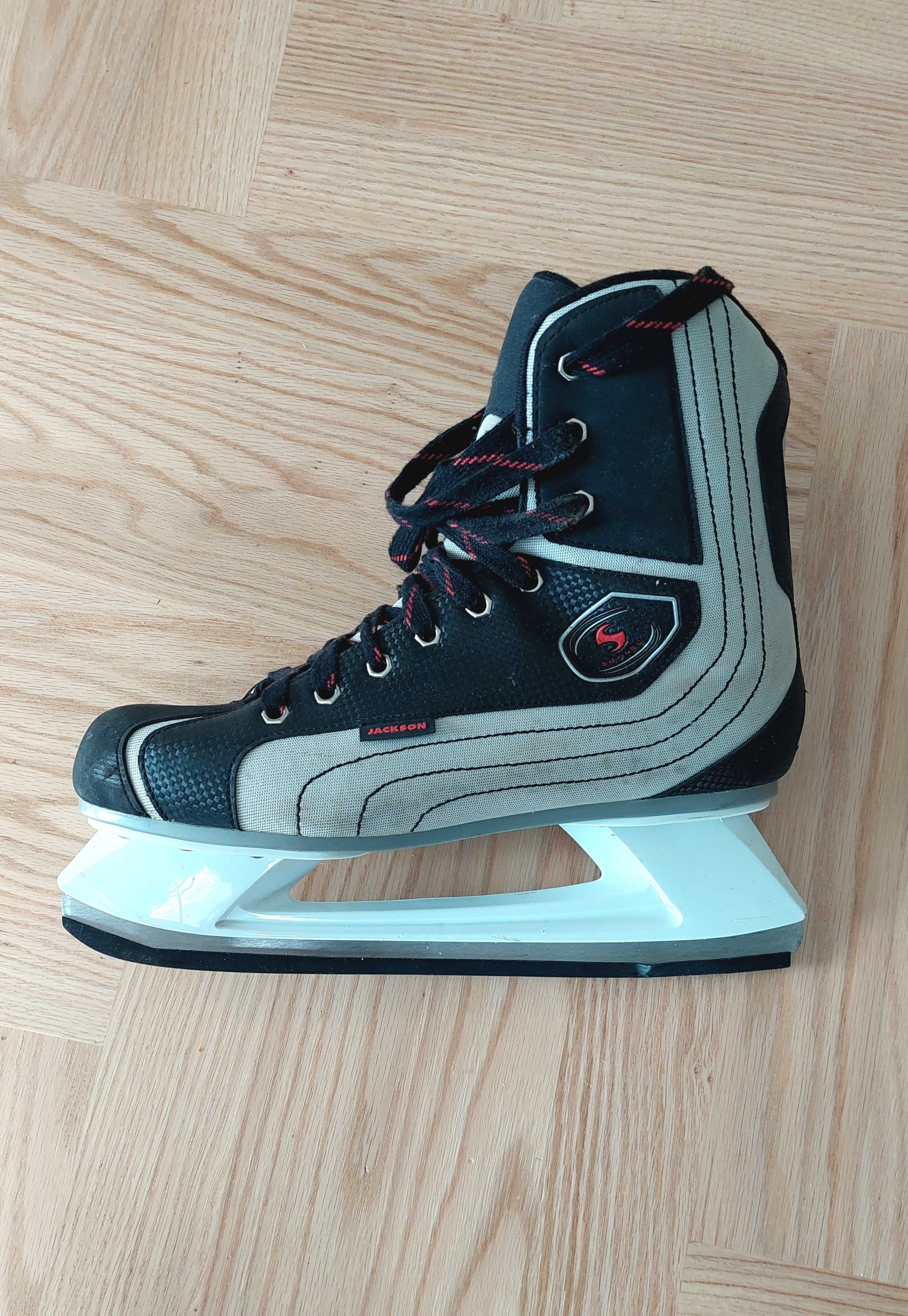 Profesjonalne łyżwy hokejowe firmy Jackson r.44-45