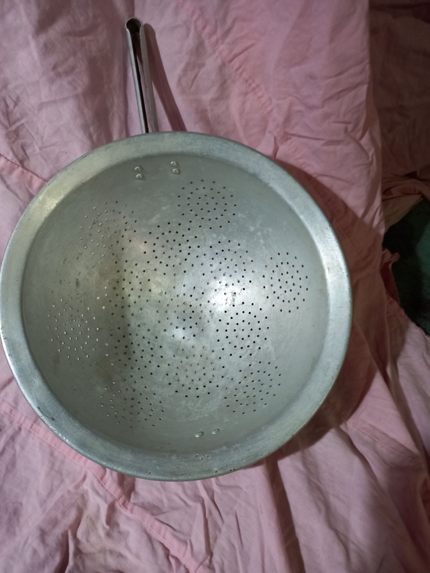 Продам  , друшлак