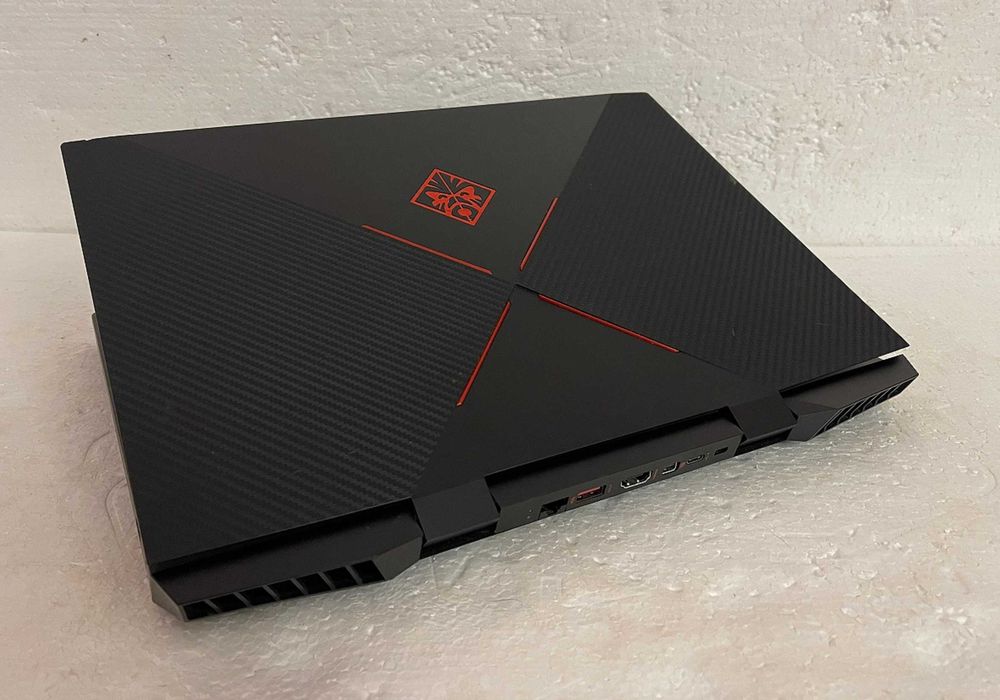 Игровой "HP OMEN 15" /Core 8300H/  16 RAM/ Видео GTX (4 ГБ)  СТАЛКЕР 2