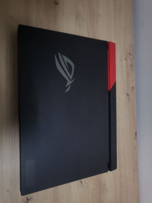 Asus rog strix g513 15.6 300Hz / ryzen 5 5600h / rtx 3050 / 16 / 512