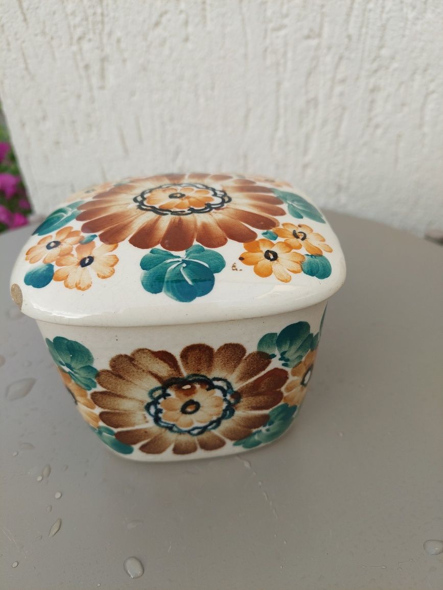 Fajansowa szkatułka Włocławek
