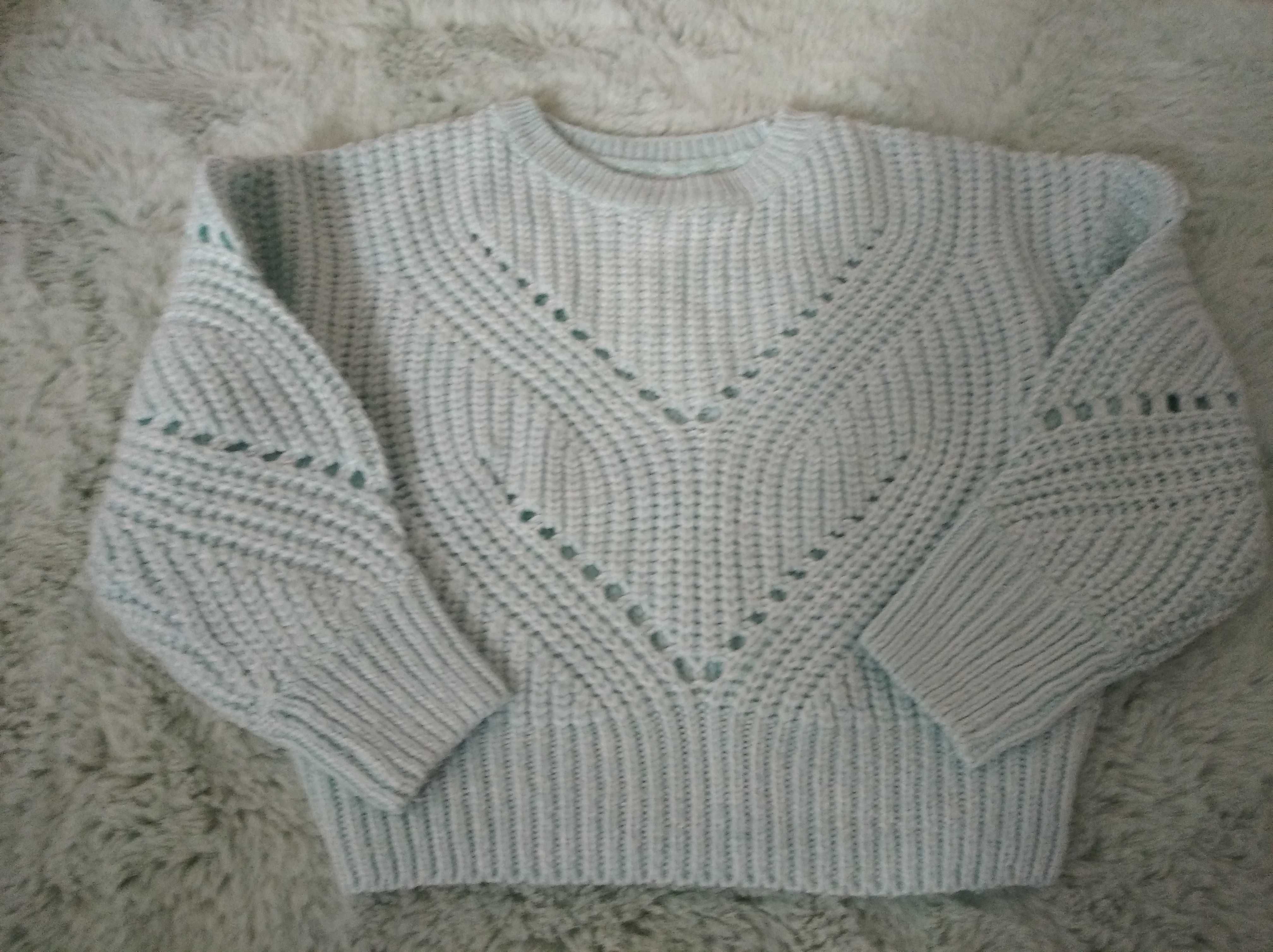 Sweter marki Reserved
