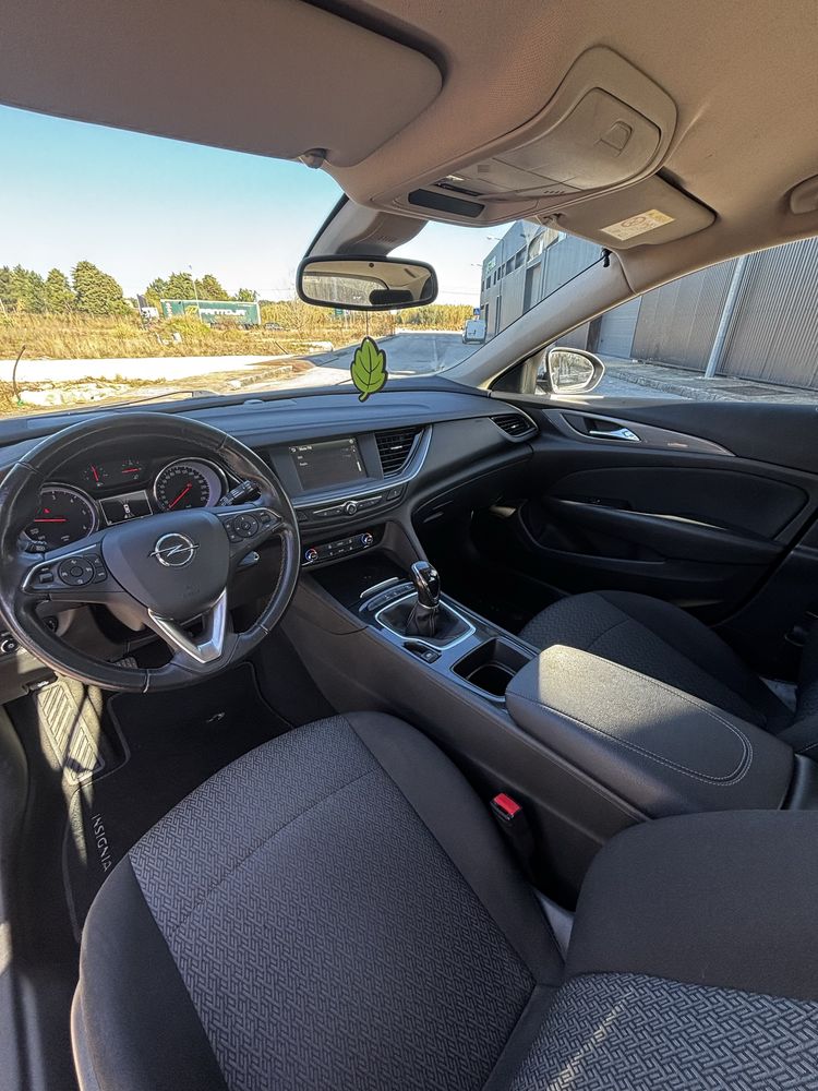 Opel  Insígnia