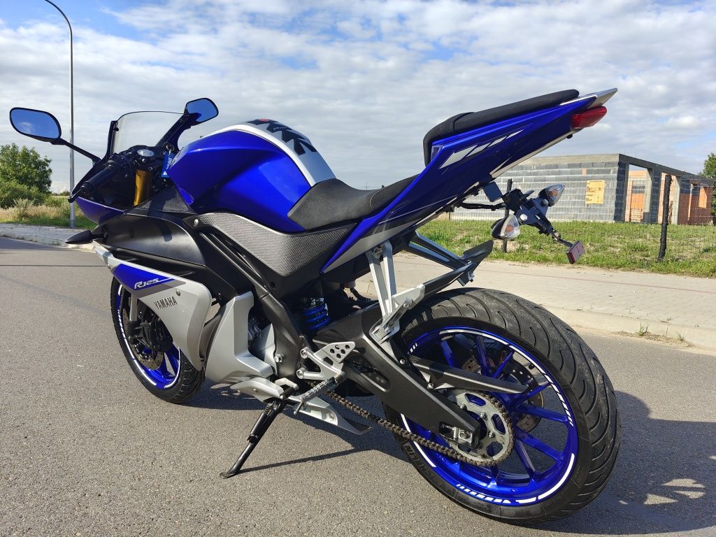 Yamaha YZF 125 r ABS Lift piękny stan Niemcy oryginał