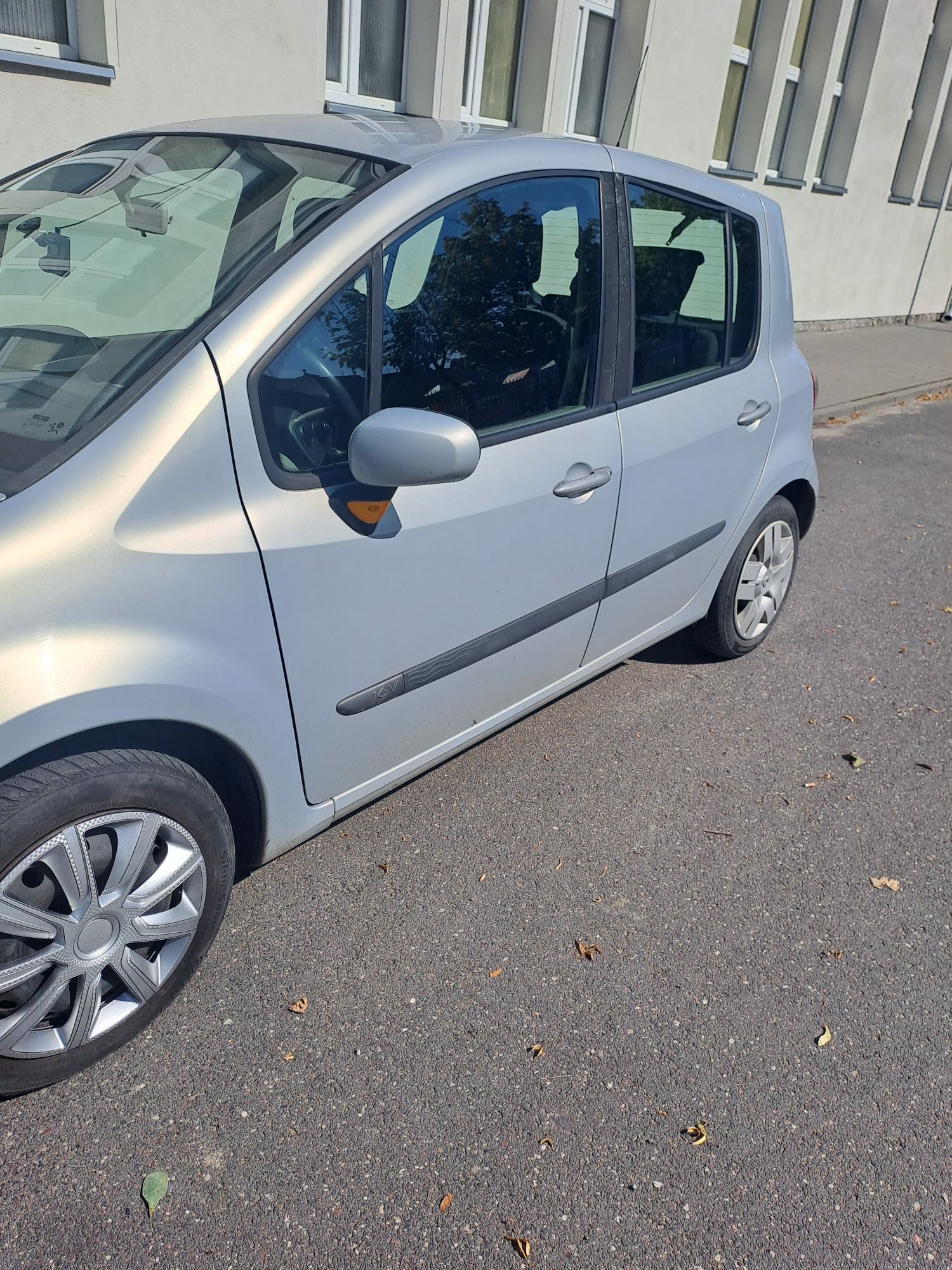 Sprzedam renault modus