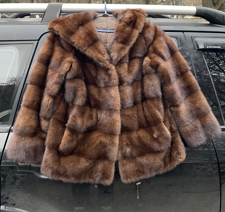 Норковая шуба с капюшоном Udekasi Furs