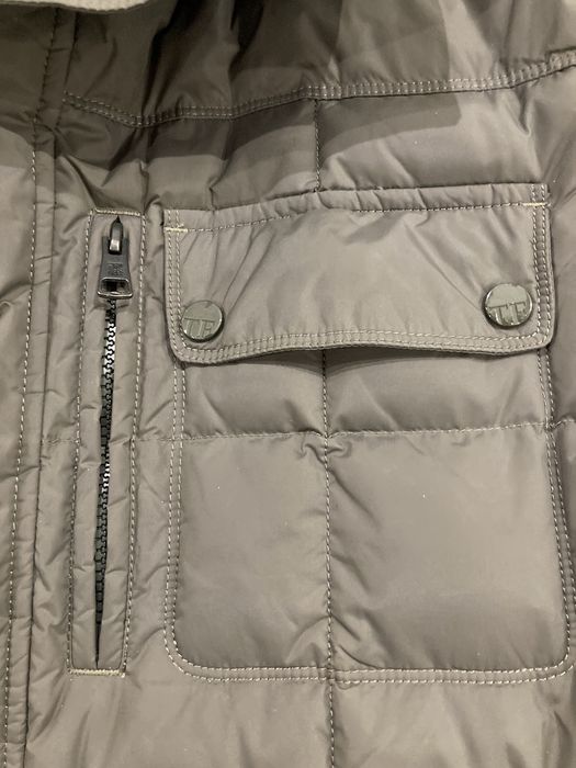 Чоловіча куртка-пуховик