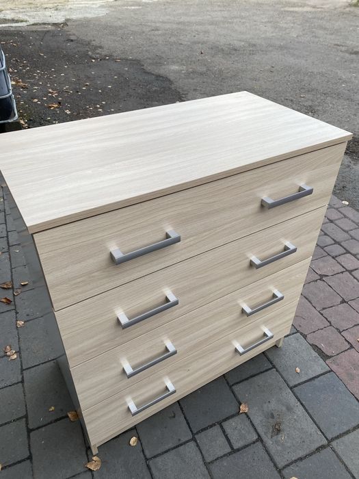 Комод в спальню