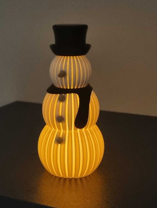 Zestaw 4 figurek świątecznych 3D dekoracje handmade 2 kolory + LED