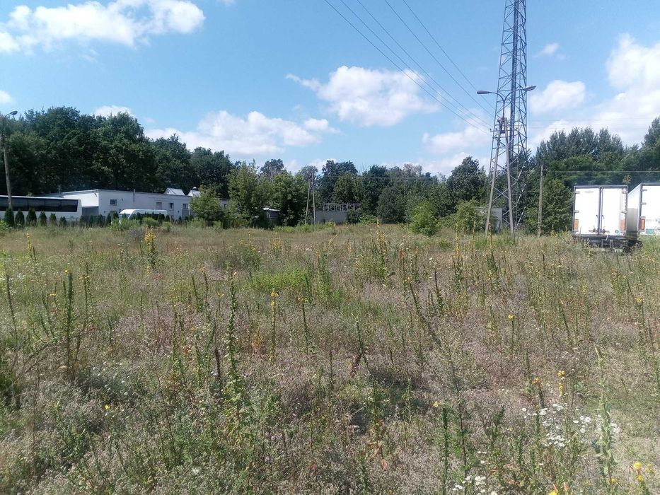 Wynajem placu- parking dla ciężarówek/naczep
