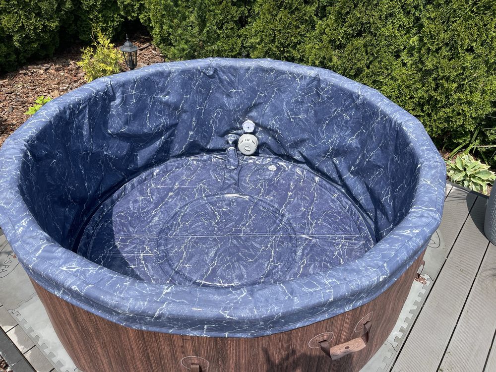 Jacuzzi LAY-Z SPA toronto
