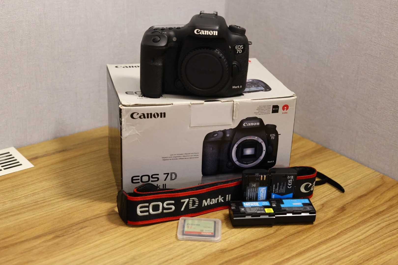 Canon EOS 7D Mark II Czarny Body