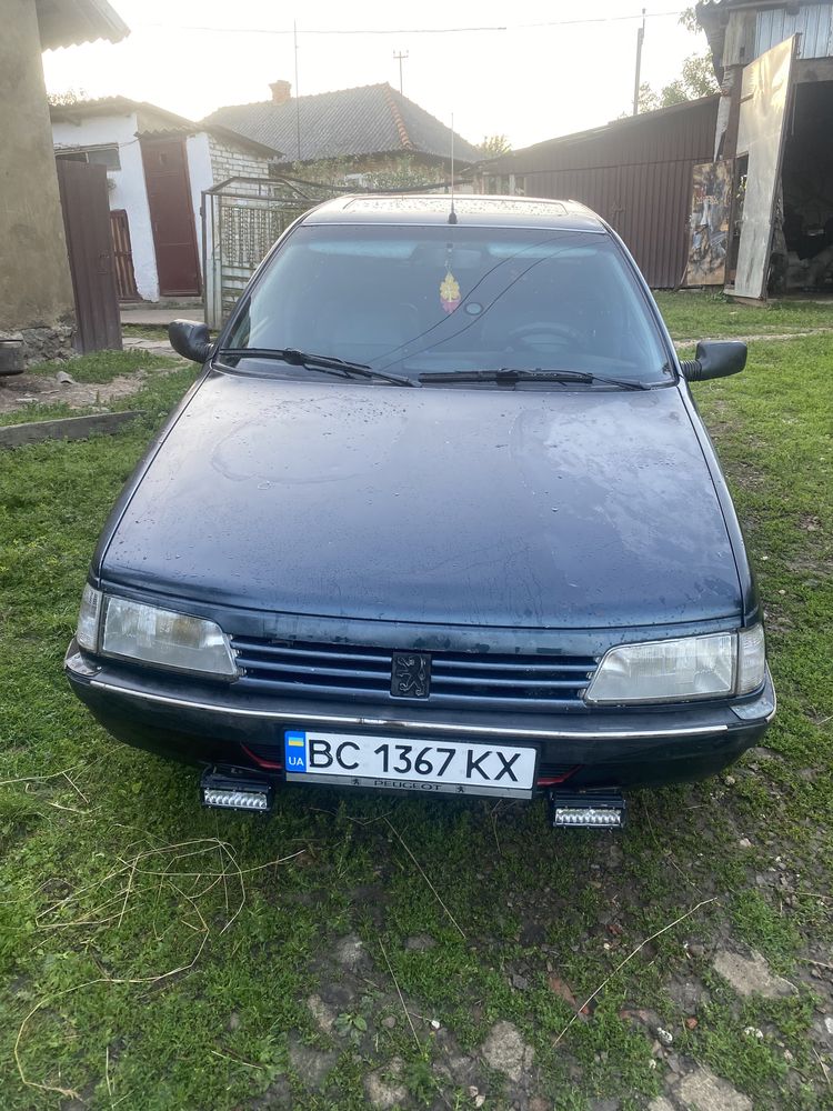 Продам   Пежо   405
