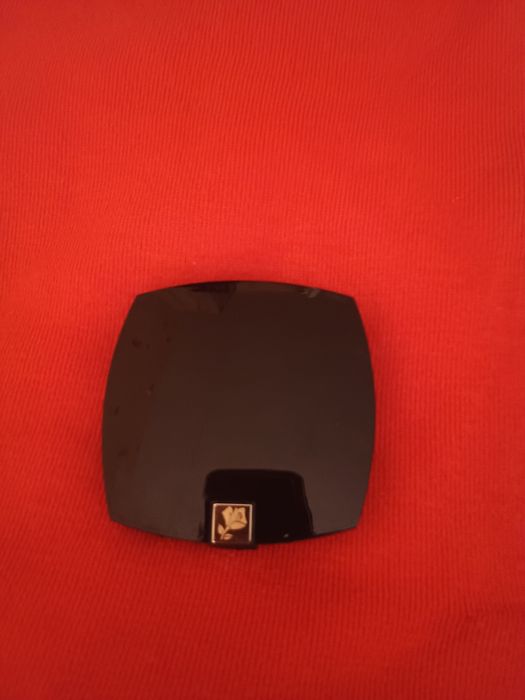 Puder prasowany kompaktowy Poudre Majeur Excellence Lancome