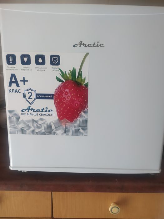 Холодильник Arctic amx - 098S