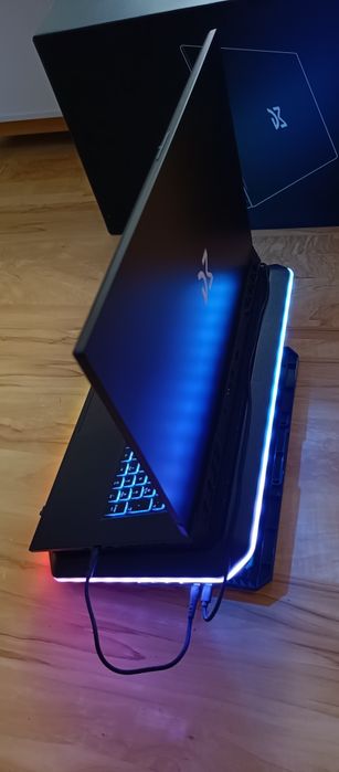 Laptop Gamingowy DREAMMACHINES RG4070-17PL41 17.3”