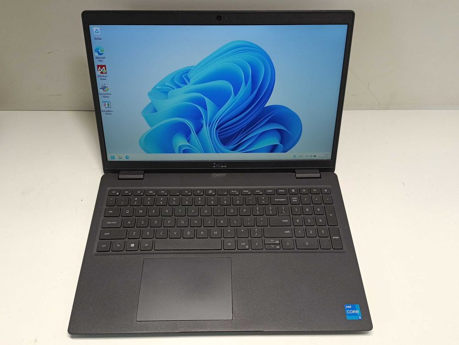 DELL LATITUDE 3520   i5-1135G7 8GB DDR4 256GB SSD  15.6"