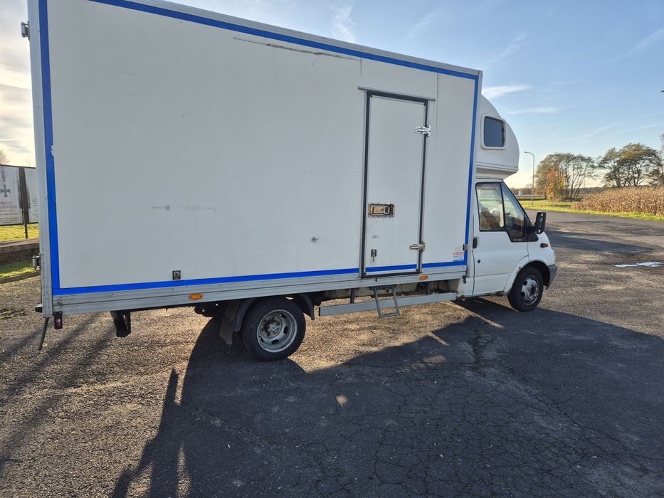 Ford Transit kontener