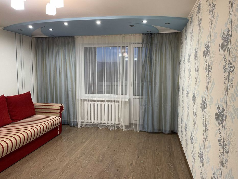 Продаж 1-кімнатної утепленої квартири з ремонтом в цегляному будинку!