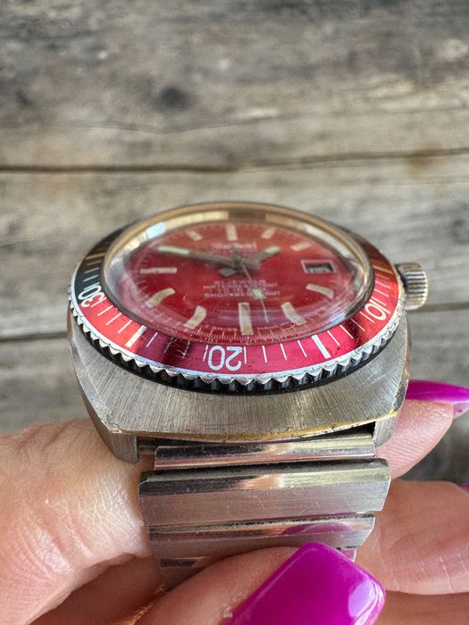 Sheffield Allsport Automatic -  koperta, mechanizm rezerwacja