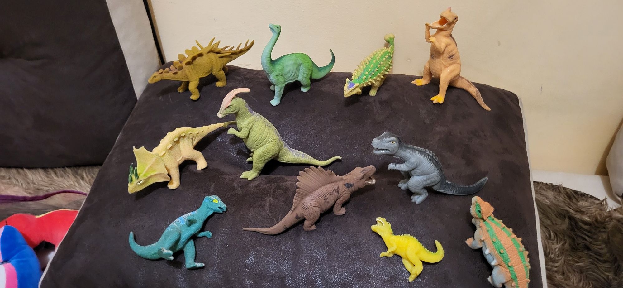 Дитячі іграшки Динозаврики