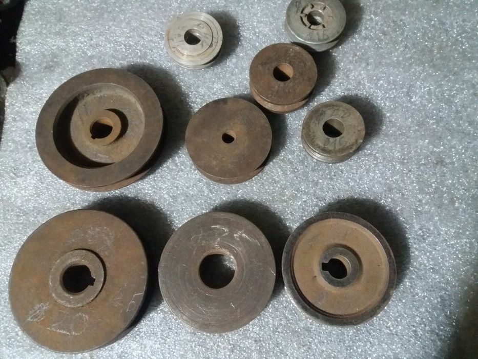 Продам шкивы разные
