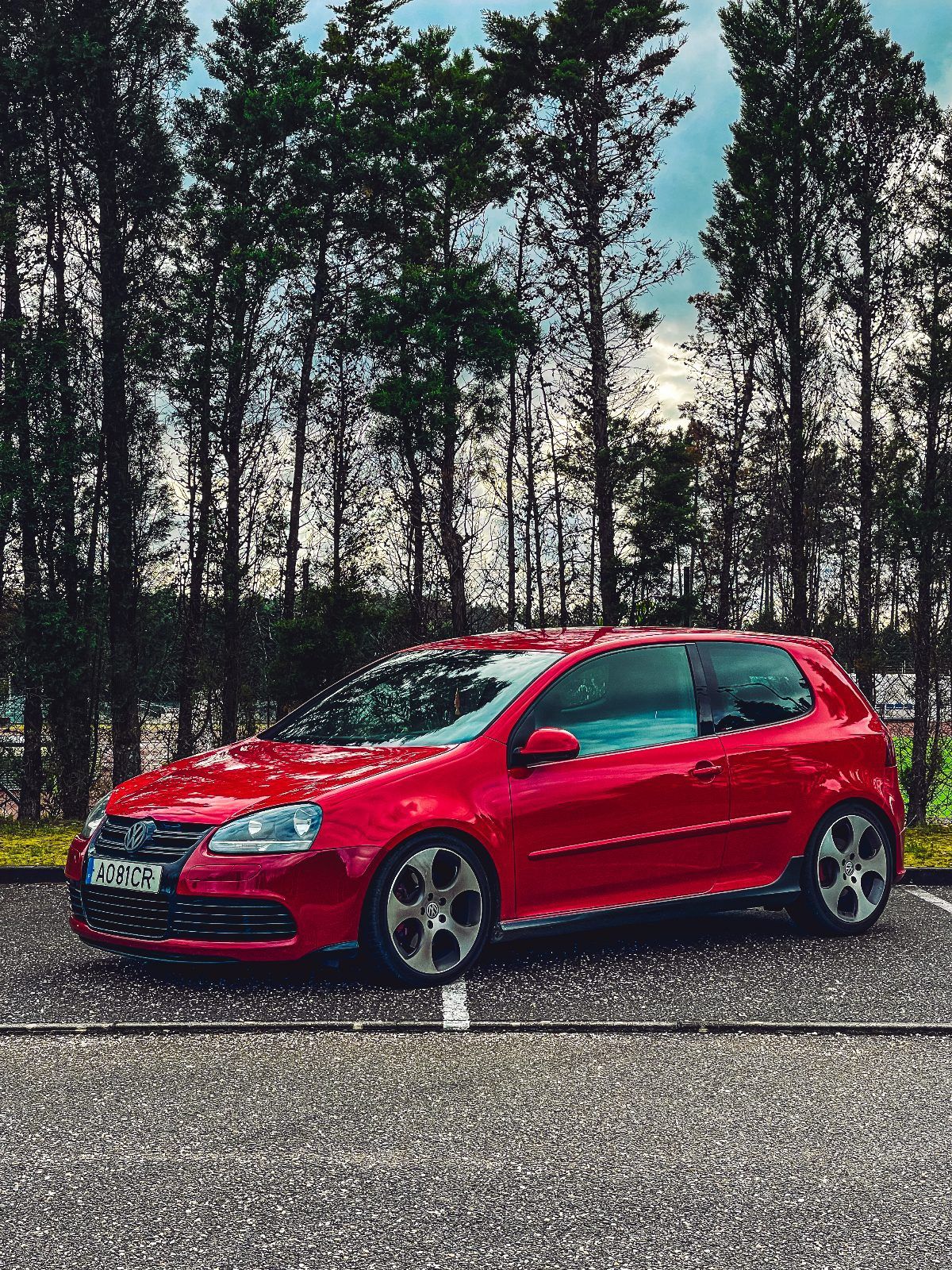Volkswagen Golf V R32