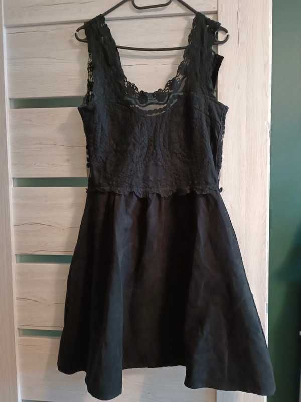 Mała czarna sukienka S welur