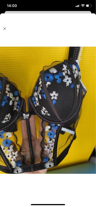 Невероятно шикарный нарядный бюстгальтер корсет с вышивкой