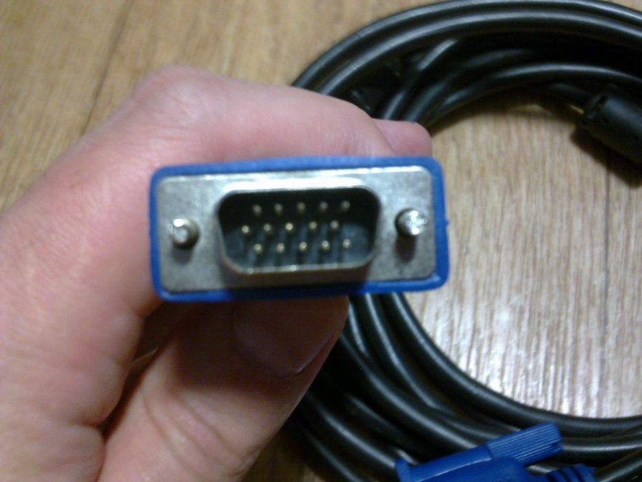 Кабель vga-vga 5 метров.