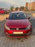 Volkswagen Polo Volkswagen Polo 1.2 TSI Comfortline 2016/2017 salon PL 98 471 km wiśni
