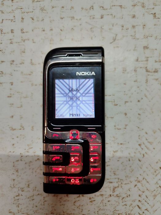 Продам Nokia 7260