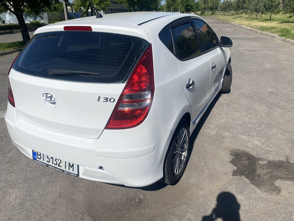 HYUNDAI I30 комфорт