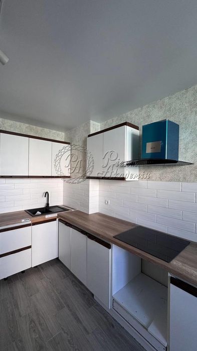 Продам студию ЖК Одесский бульвар Новосілки, Приміська вул.