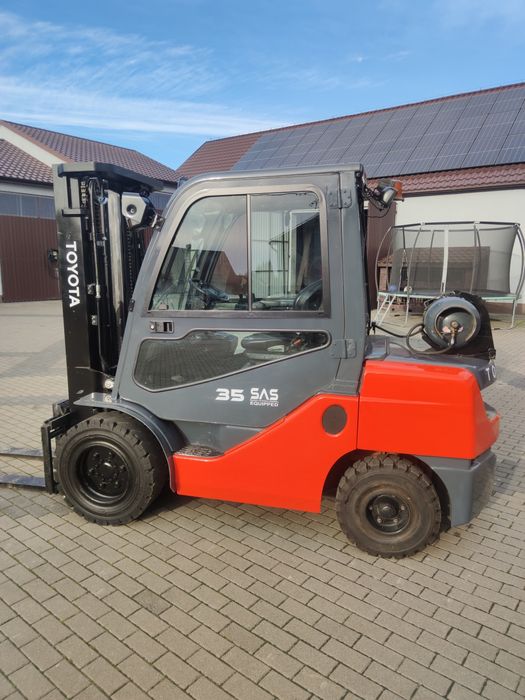 Wózek widłowy Toyota 8FG35 niski Triplex waga