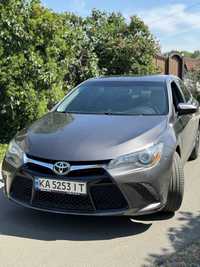 Продам автомобіль Toyota Camry