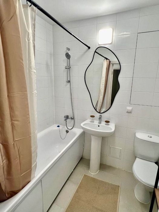 Красива квартира з НОВИМ ремонтом в ЦЕНТРІ міста! A11