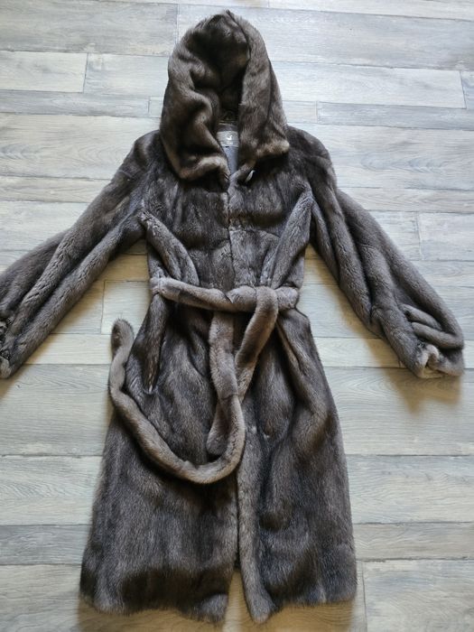 Шуба норковая, в новом состоянии!