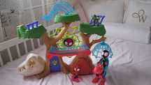 Hasbro Spidey i super-kumple - Domek na drzewie Baza Dino-Webs
