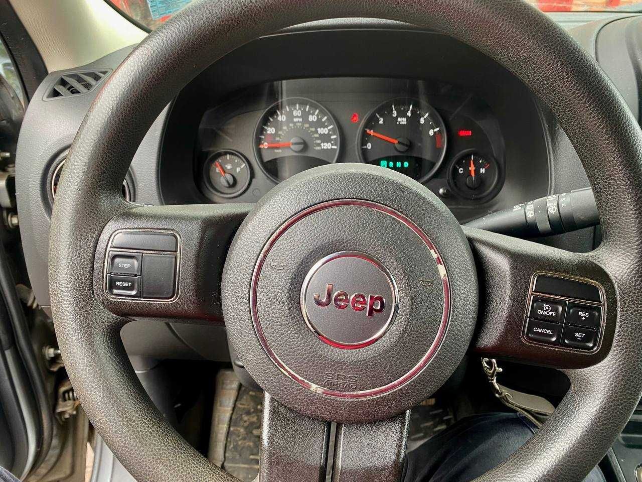 Jeep Patriot 2012 2.4 CVT (170 к.с.)