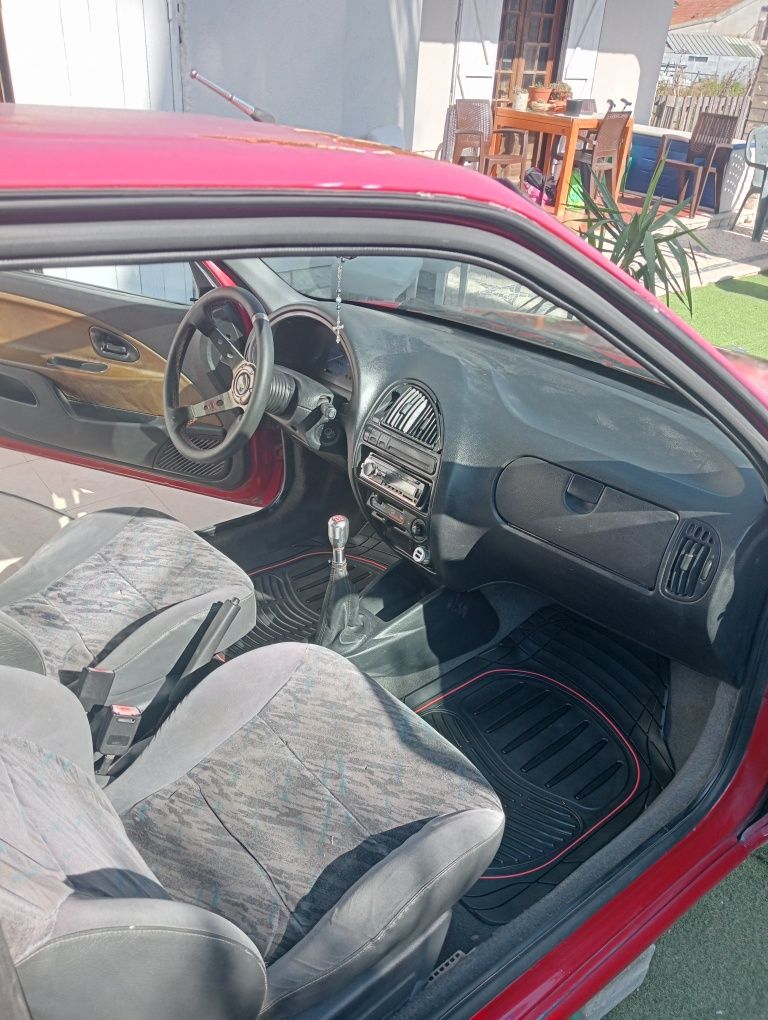 Saxo vts 1.4 100cv O Que a para trocas por aí ?