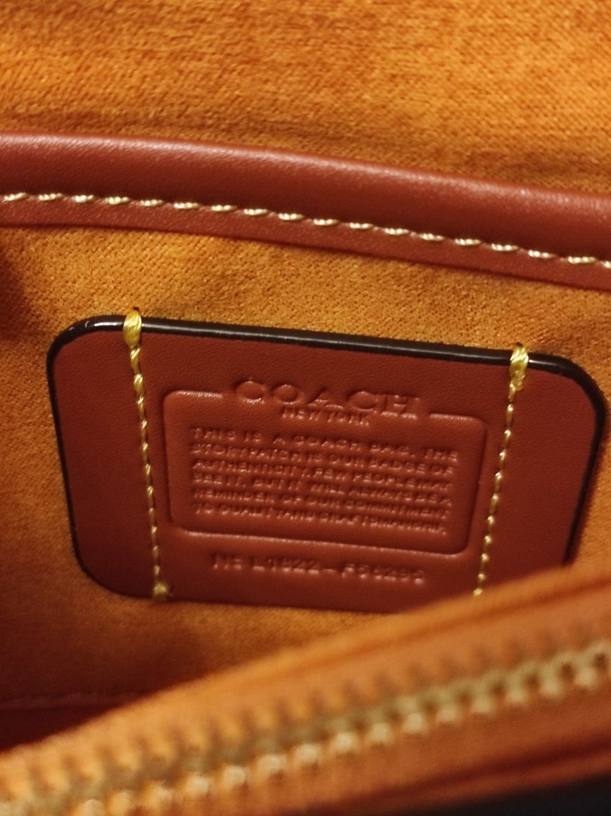 Сумка coach tabby shoulder bag кожаная белая