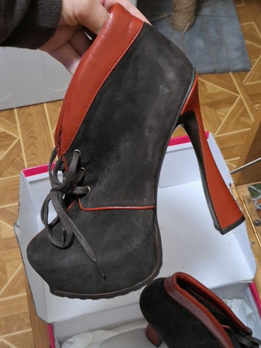 Ботинкі жіночі 39 р