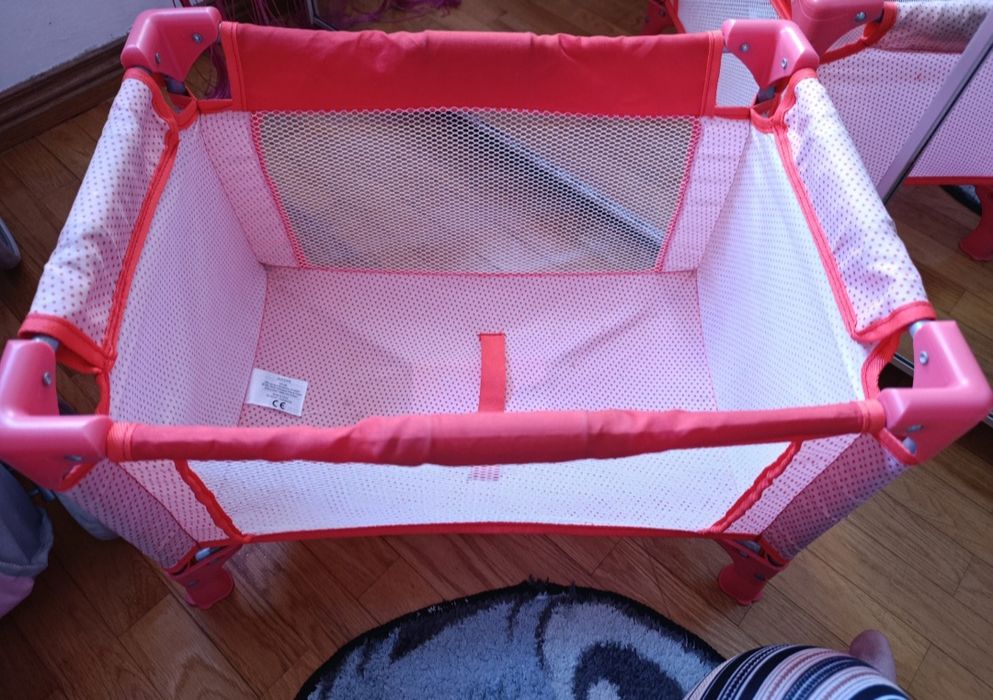 Cama de bonecos  desmontável