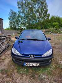 Sprzedam Peugeot 206 z 2004 roku